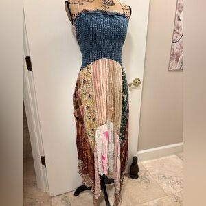 Young Threads Dress NWT Size Large